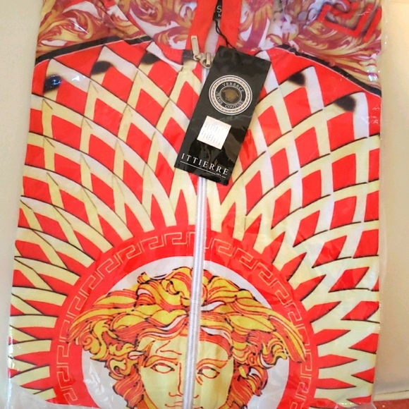 *Just arrived* for summer Iconic Medusa - Picture 1 of 2
